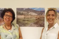 Evelyne Jost a remis à Juventa Zengaffinen, présidente du conseil de fondation, un don généreux pour le Parc naturel Pfyn-Finges. 